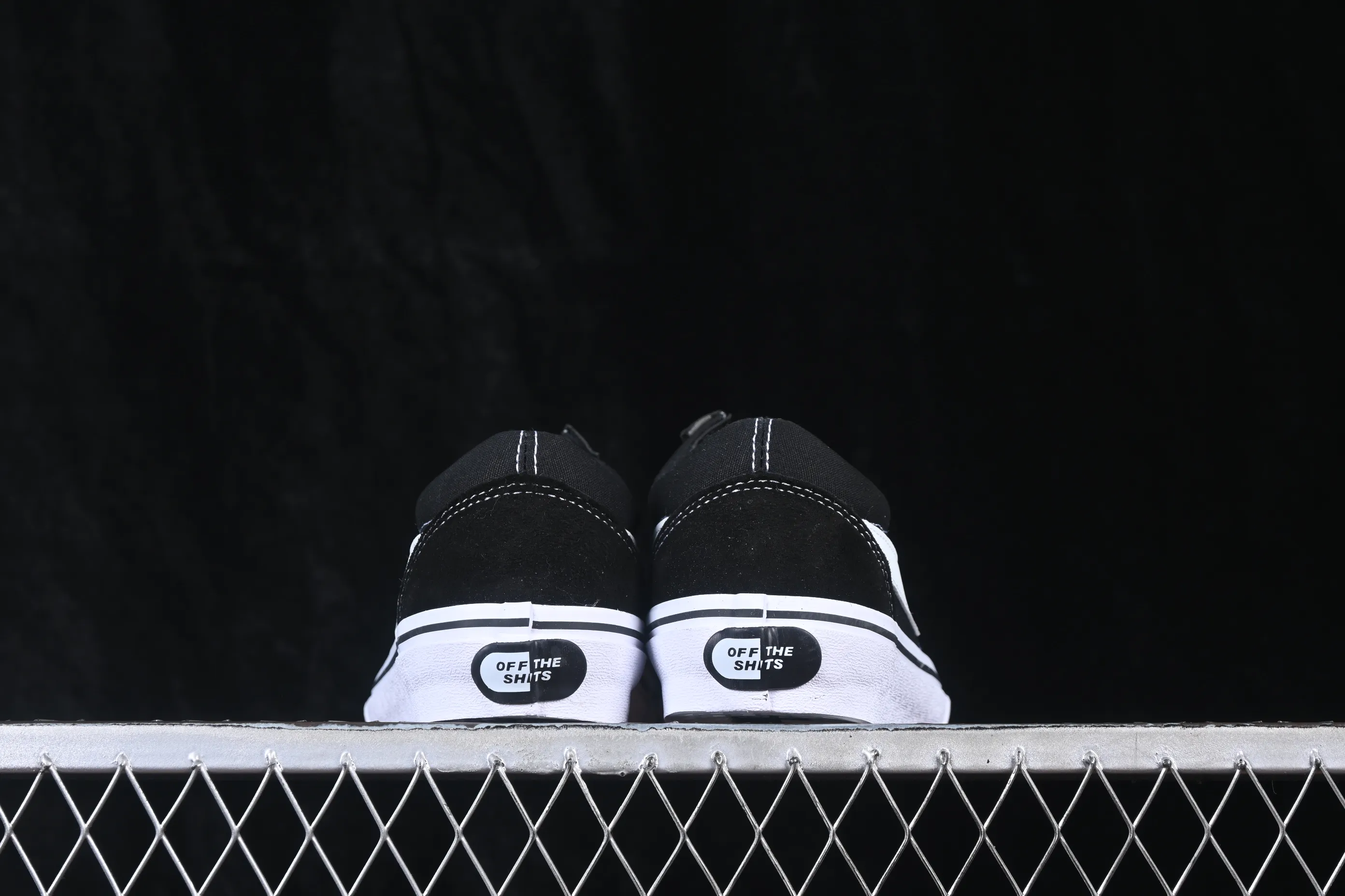 All categories Vans Vans series Vans Low Vans low-top Revenge x Storm Old Skool Lightning joint low-top casual sneakers black and white